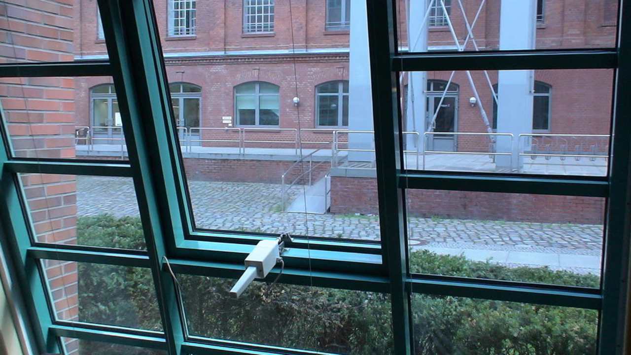 Ausblick...Hof... AMERON Berlin ABION Spreebogen Waterside