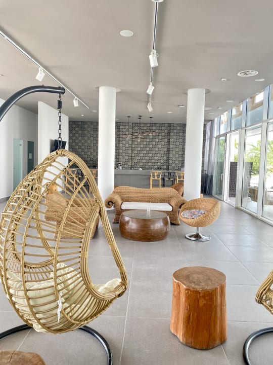 Lobby White Dreams Resort & Anex