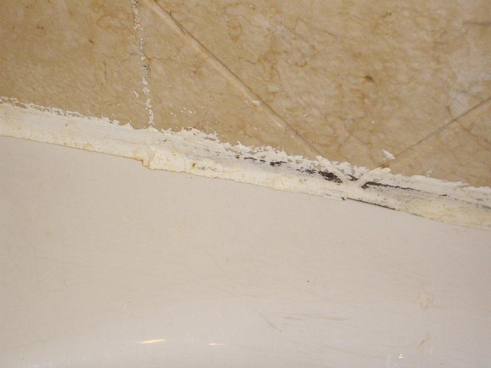 Badansichten der unangenehmen Art Ghazala Gardens