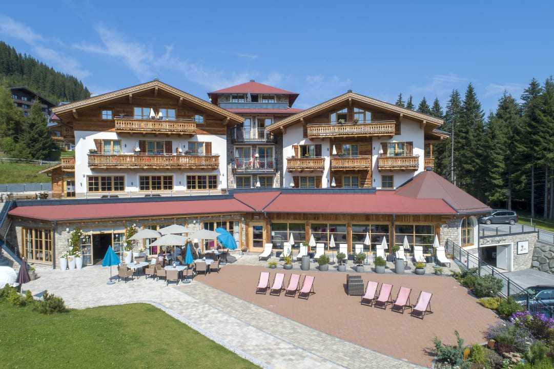 Außenansicht Berghotel Der Königsleitner -Adults Only