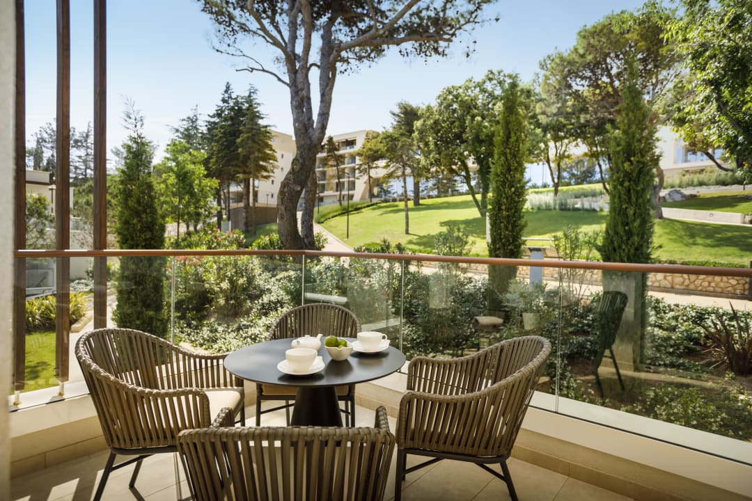 Zimmer Girandella Maro Suites & Villas