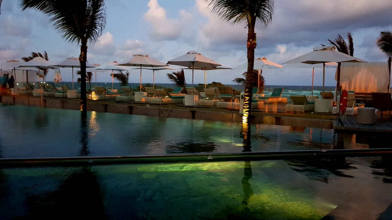 Pool Radisson Blu Poste Lafayette Resort & Spa - Adults only