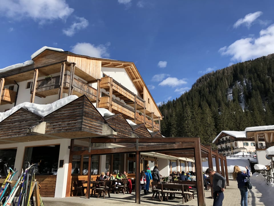 Außenansicht Hotel Dolomitenhof & Chalet Alte Post