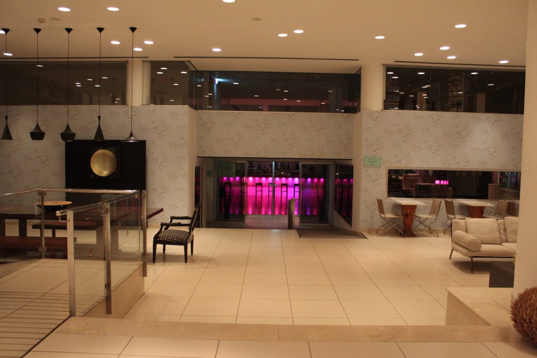 Lobby Napa Mermaid Hotel & Suites