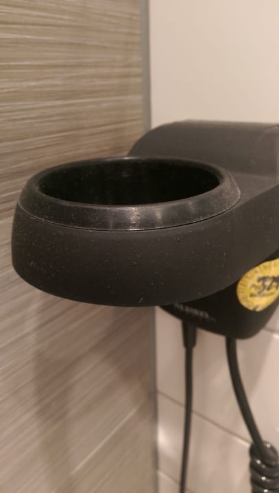 Zimmer MEININGER Hotel Berlin Hauptbahnhof