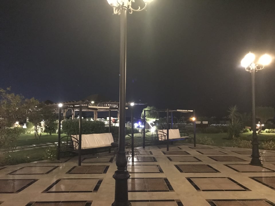 Gartenanlage Gravity Hotel & Aqua Park Hurghada