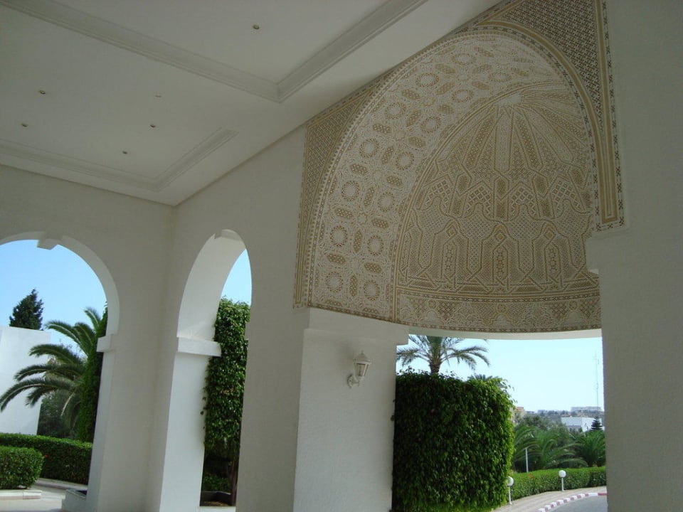 Wunderschöne Kuppel im Hoteleingang El Mouradi Club Kantaoui