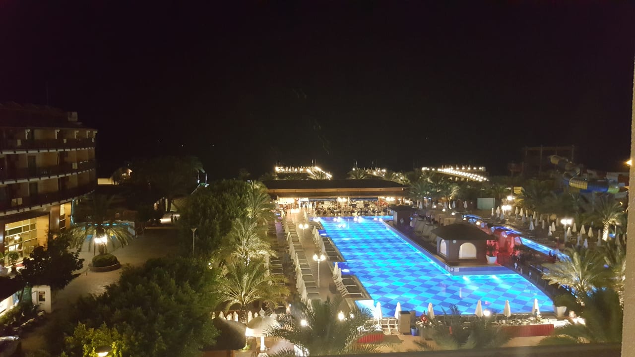 Zimmer Quattro Beach Spa & Resort