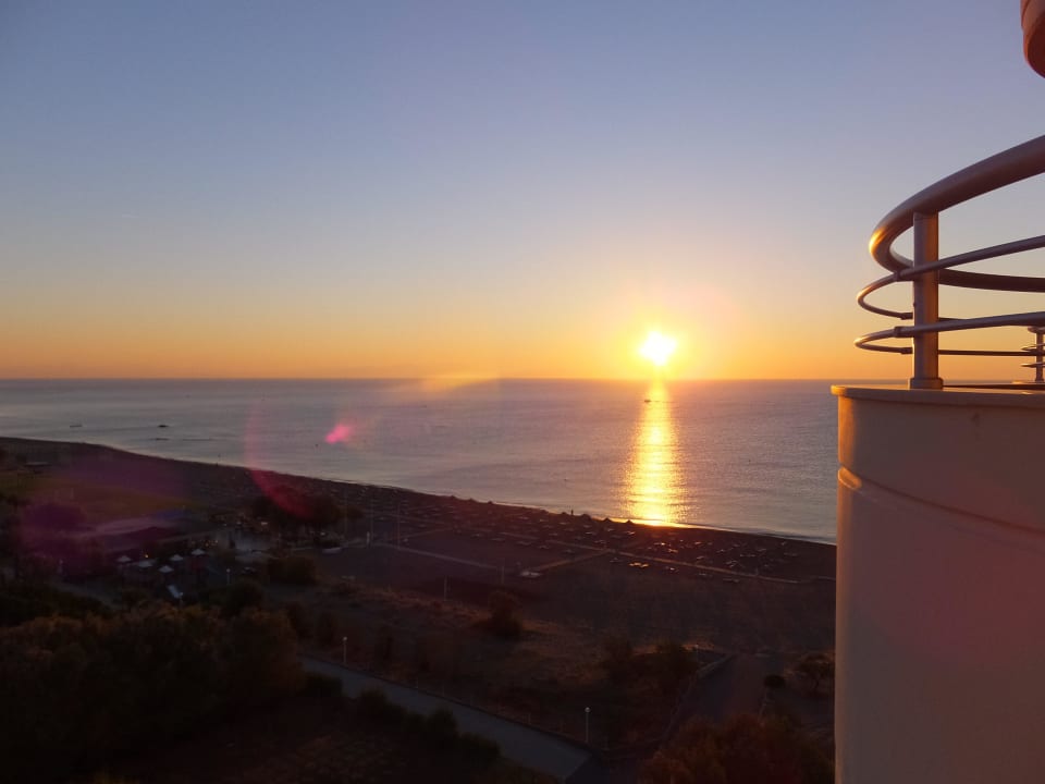 Sonnenaufgang Pegasos Deluxe Beach Hotel