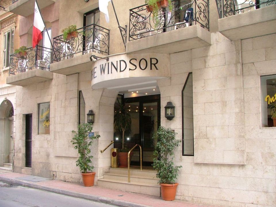 Hoteleingang Hotel The Windsor