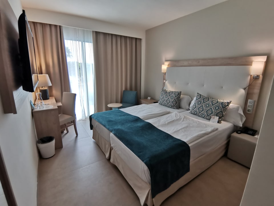 Zimmer allsun Hotel Cristóbal Colón