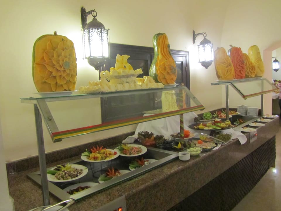 Salatbüffet Rohanou Beach Resort