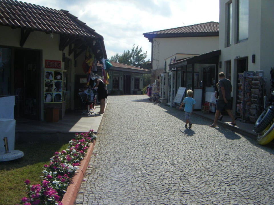 Einkaufsmöglichkeiten TUI BLUE Palm Garden