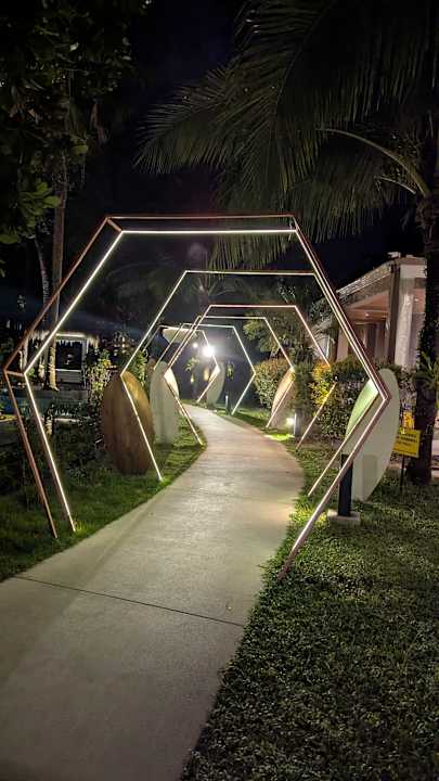 Gartenanlage La Flora Khao Lak