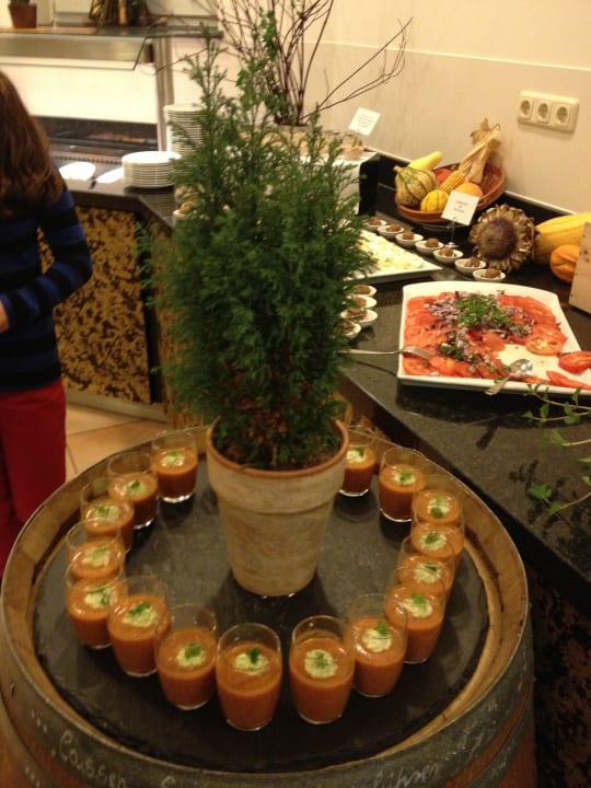 Tolle Dekoration, aber auch zum Essen Hotel Das Ludwig