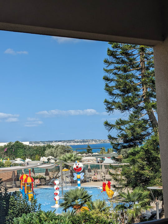 Pool Nana Golden Beach