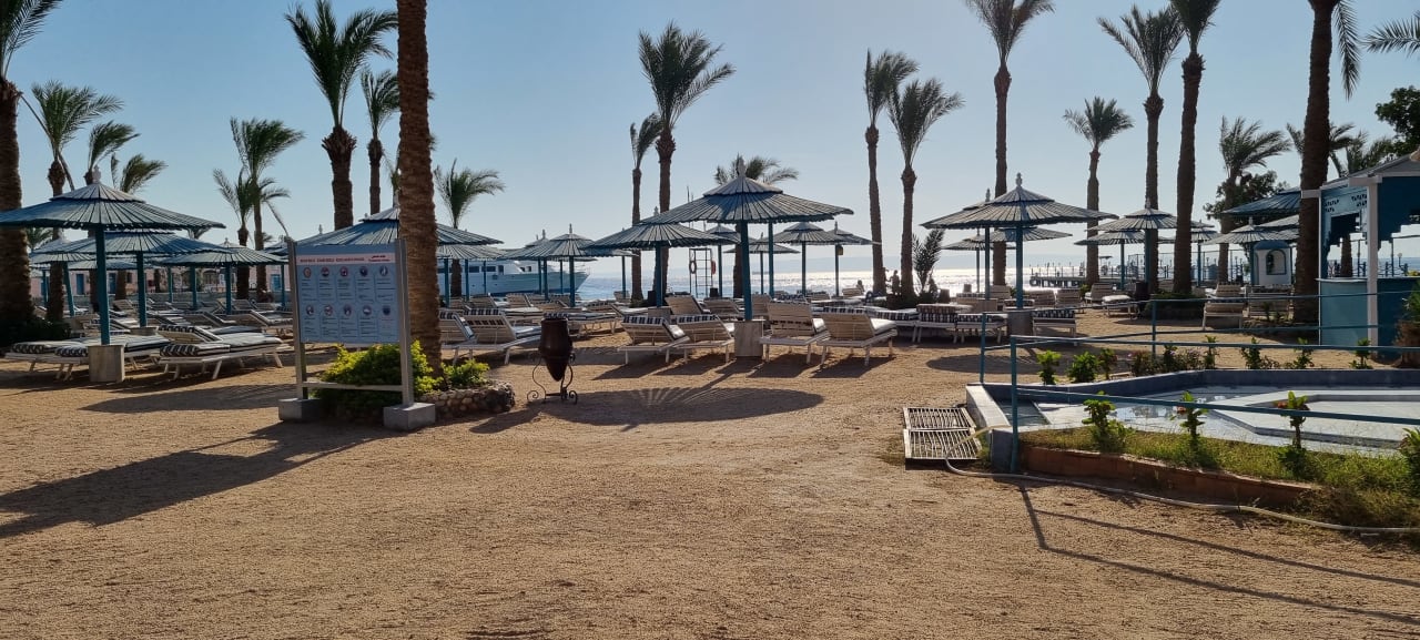 Strand Hotel Le Pacha Beach Resort