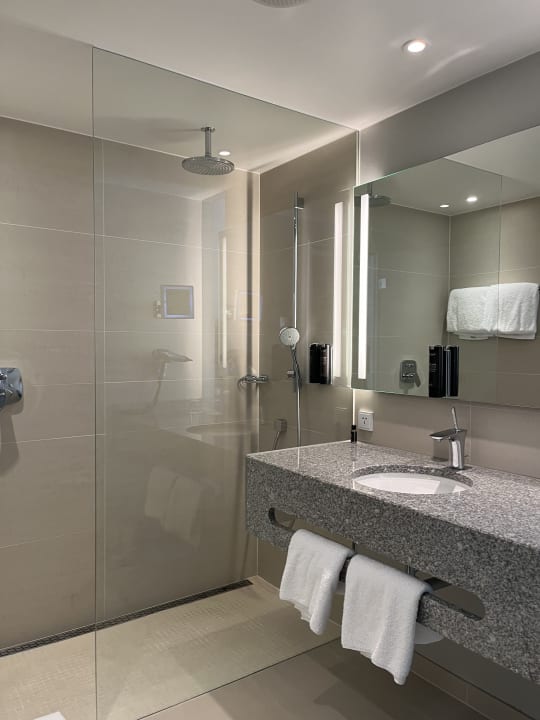 Zimmer Steigenberger Airport Hotel Berlin