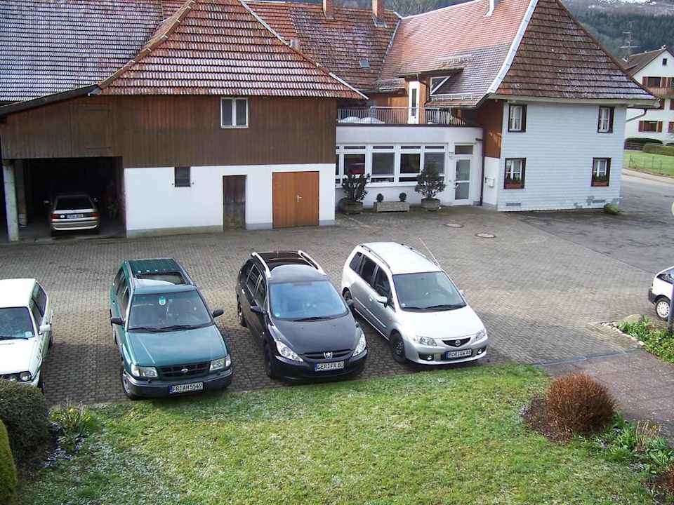 Ausblick auf den Parkplatz Gasthaus Hotel Zum Hirschen