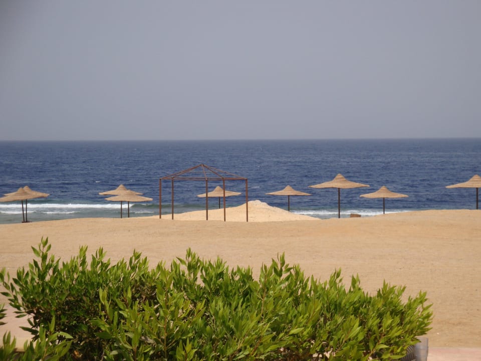 Czyściutko i... pusto Coral Hills Resorts & SPA