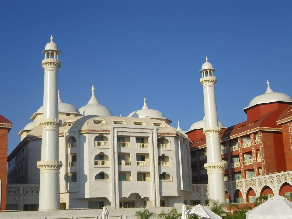 Außenansicht Royal Taj Mahal Hotel