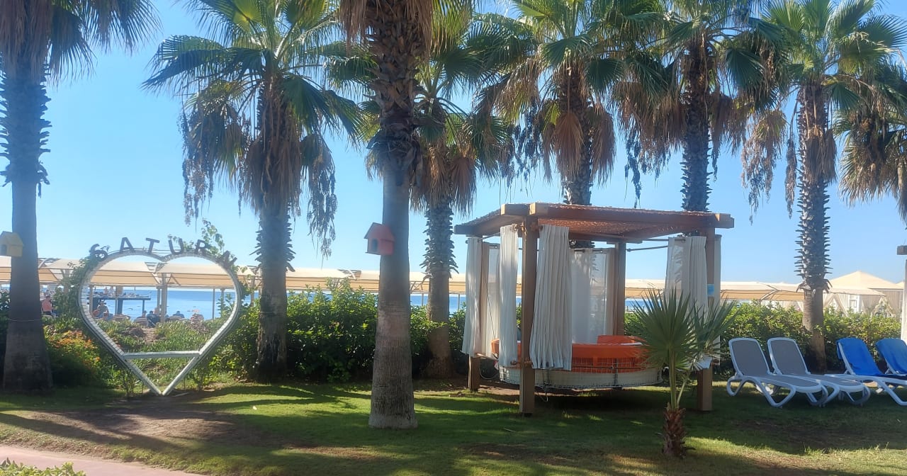 Gartenanlage Saturn Palace Resort Hotel