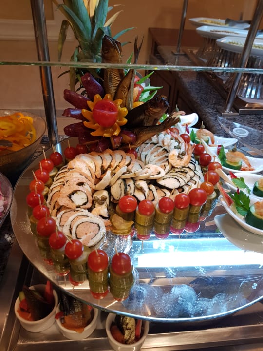 Vorspeisen Buffet  Premier Le Reve Hotel & Spa