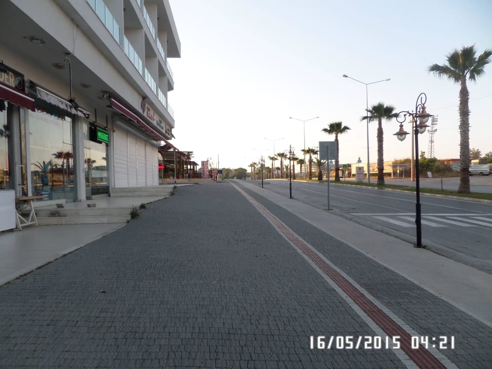 Vor dem Merve/Abreisetag sehr früh..daher ruhig. Merve Sun Hotel & Spa