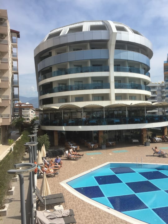 Außenansicht Sunprime C-Lounge