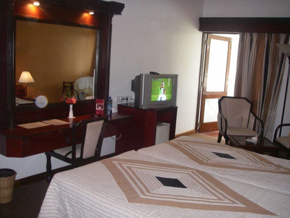 Pokój Tangerine Beach Hotel