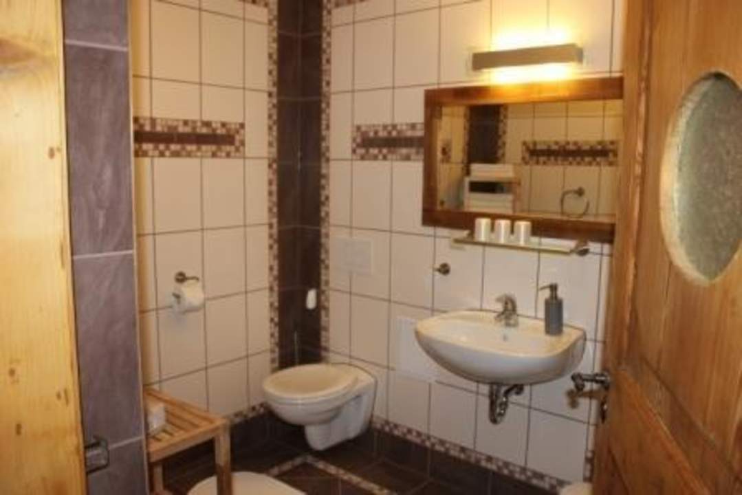 Badezimmer Fewo 2 Ferienwohnungen Altstadtnest