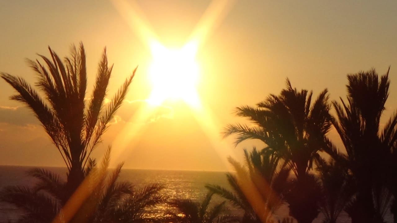 Sonnenuntergang PALOMA Perissia