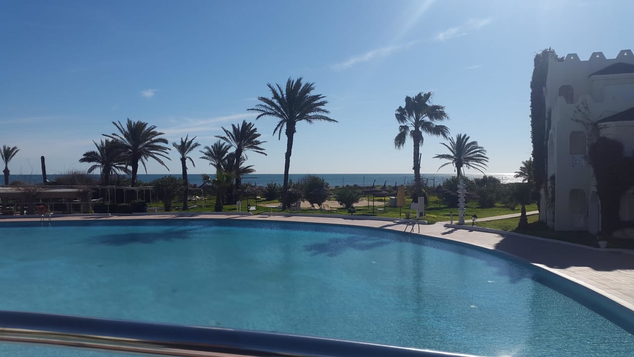 strahlender Sonnenschein Mahdia Beach & Aquapark