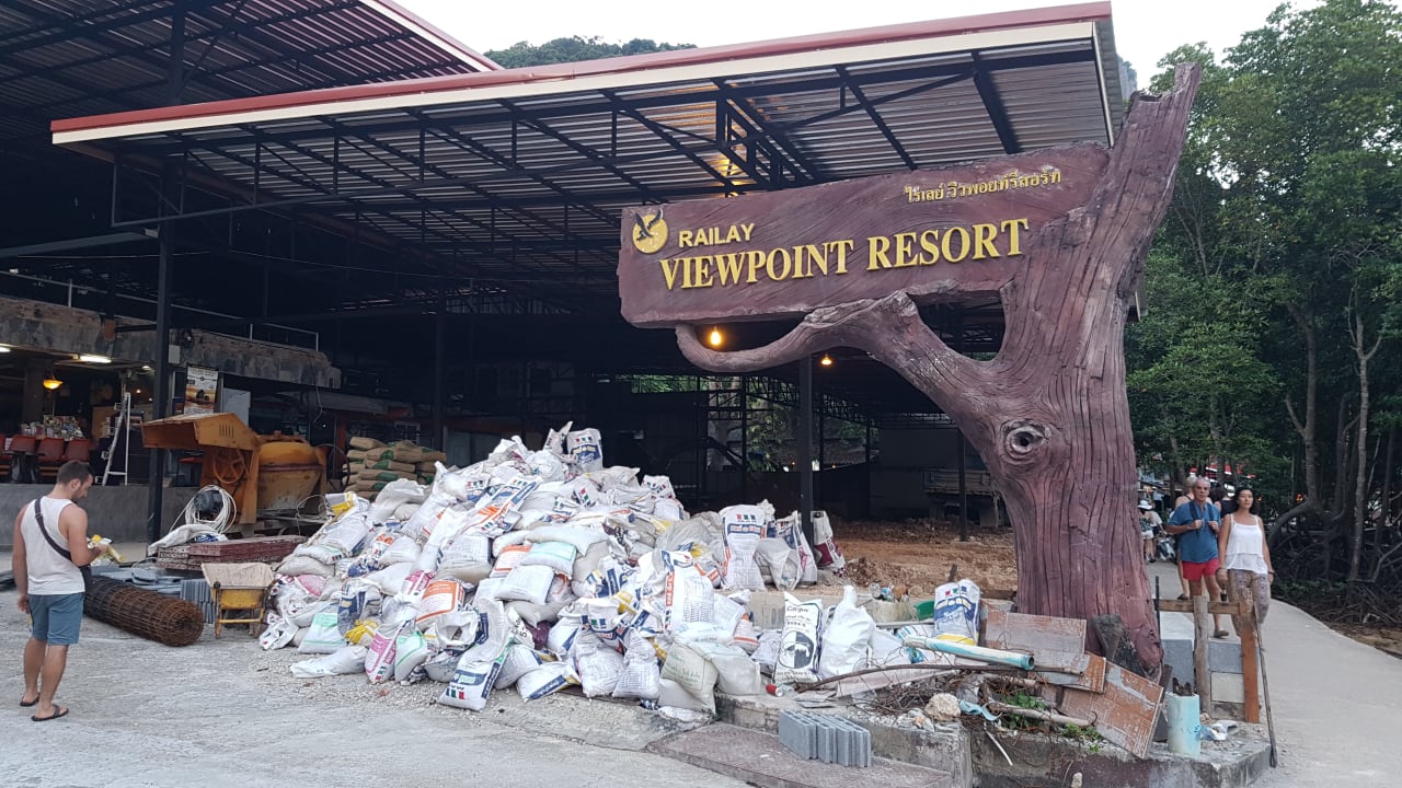 Gastro Railay Viewpoint Resort
