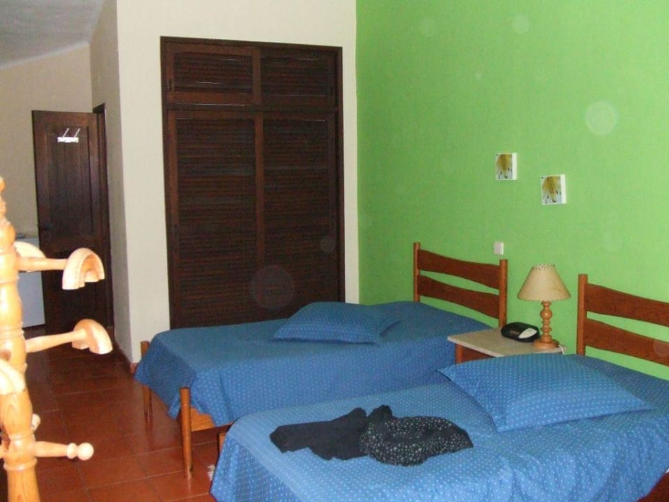 Zimmer oder auch Loch genannt Hotel Quinta do Paraiso