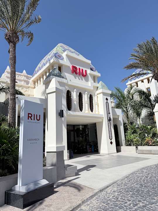 Außenansicht Hotel Riu Karamboa