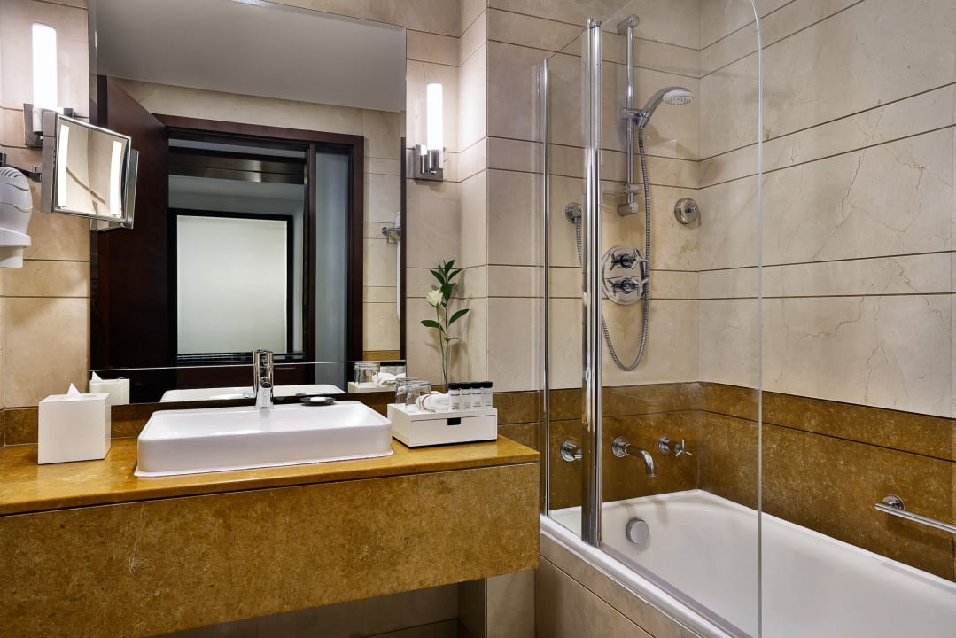 Zimmer Grand Millennium Dubai