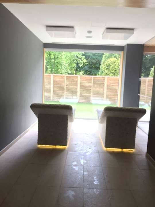 Basen Villa Park Med. & SPA