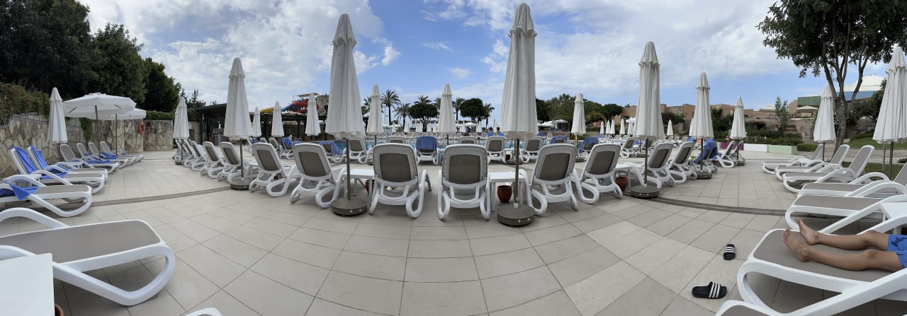 Pool Blue Waters Club