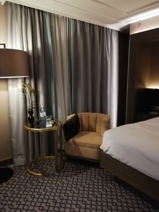 Zimmer Hilton Vienna Plaza