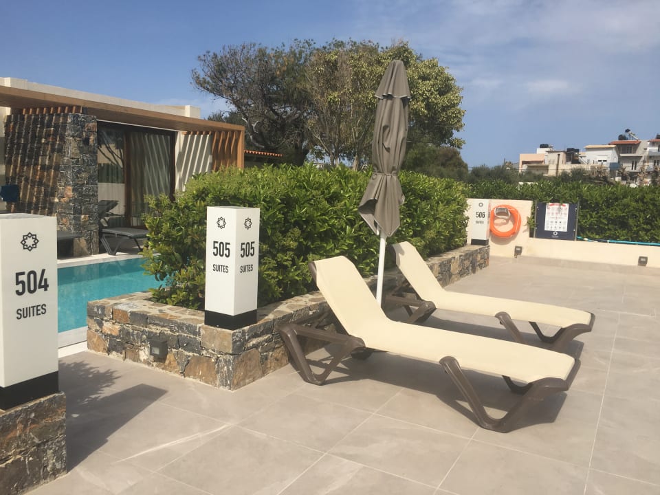 Pool Petousis Hotel & Suites