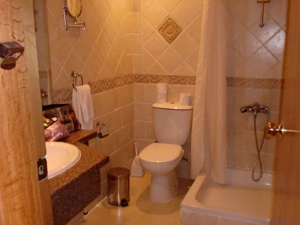 Bad Pickalbatros Alf Leila Wa Leila Resort - Neverland Hurghada