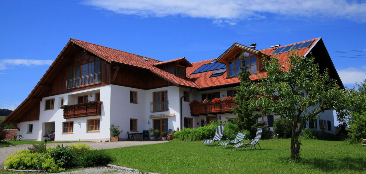 Ansicht Berghof Kinker Ferienwohnungen Berghof Kinker