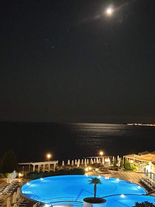 Außenansicht Hotel Sineva Beach