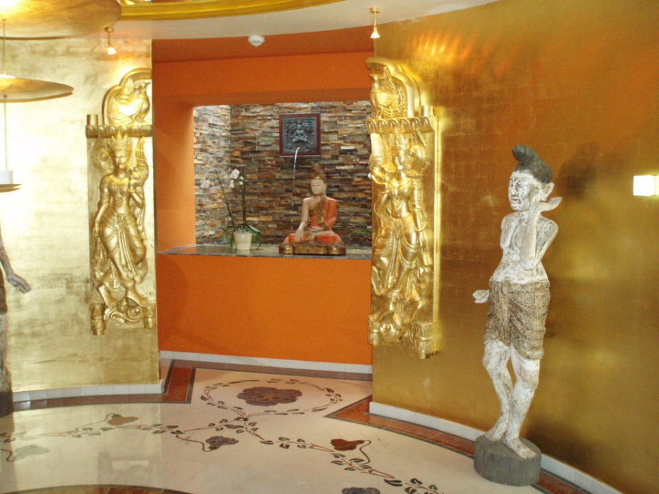 Eingang zum Wellnessbereich Grand Hotel Binz by Private Palace Hotels & Resorts