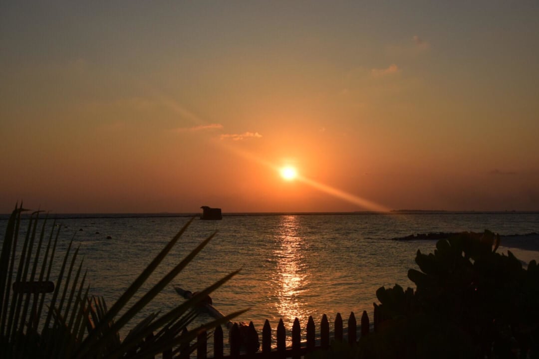 Sonnenuntergang Adaaran Select Meedhupparu Island Resort - Premium All Inclusive