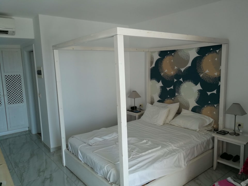 Zimmer Belvedere Hotel & Luxury Suites