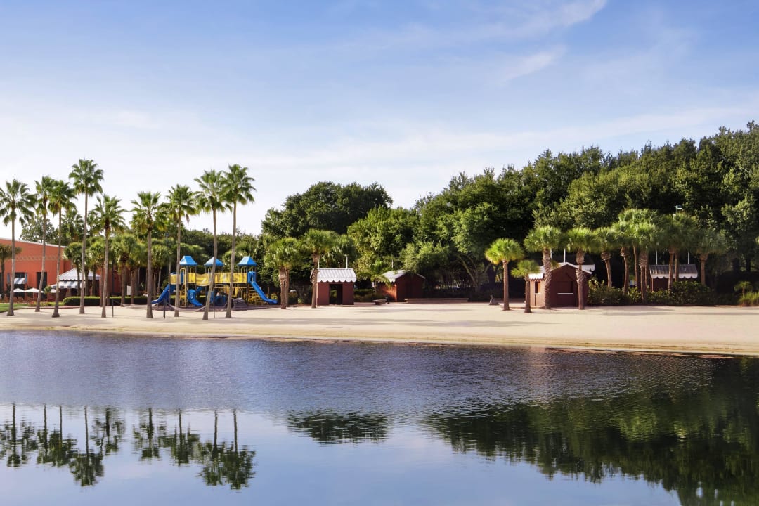 Beach Walt Disney World Swan Resort