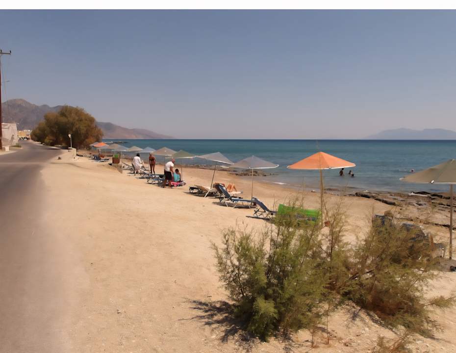 Strand Grand Blue Beach Hotel