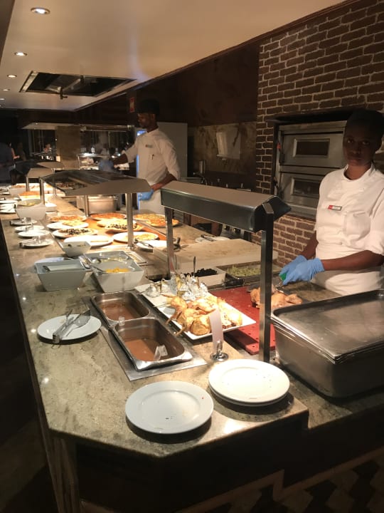 Gastro Hotel Riu Karamboa